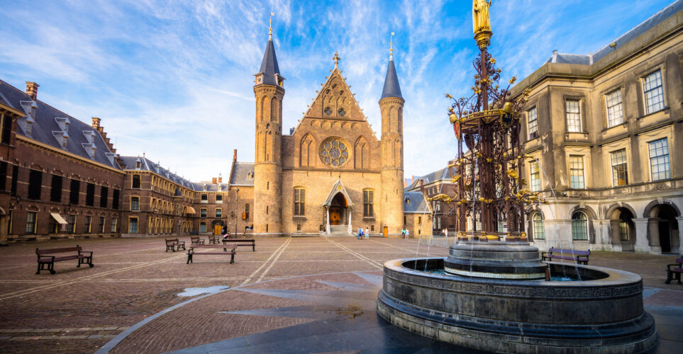 Overheid & Democratie.